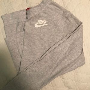 Nike Lightweight Pullover